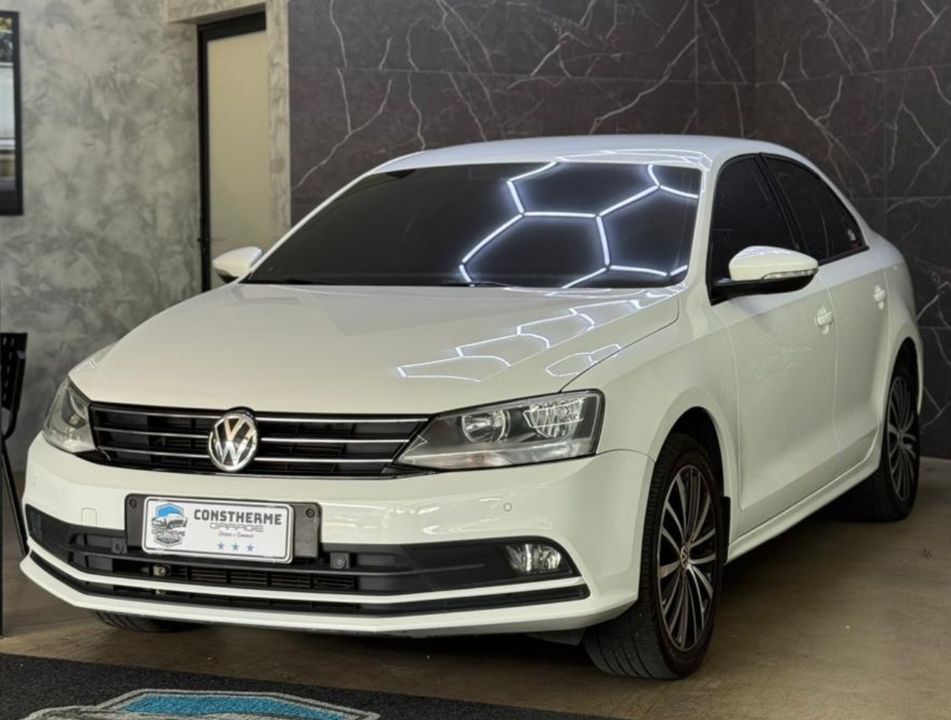 VolksWagen JETTA Comfortline 1.4 TSI 16V 4p Aut.