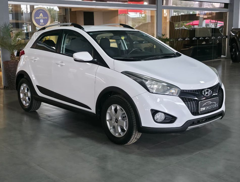 Hyundai HB20X Style 1.6 Flex 16v Mec.