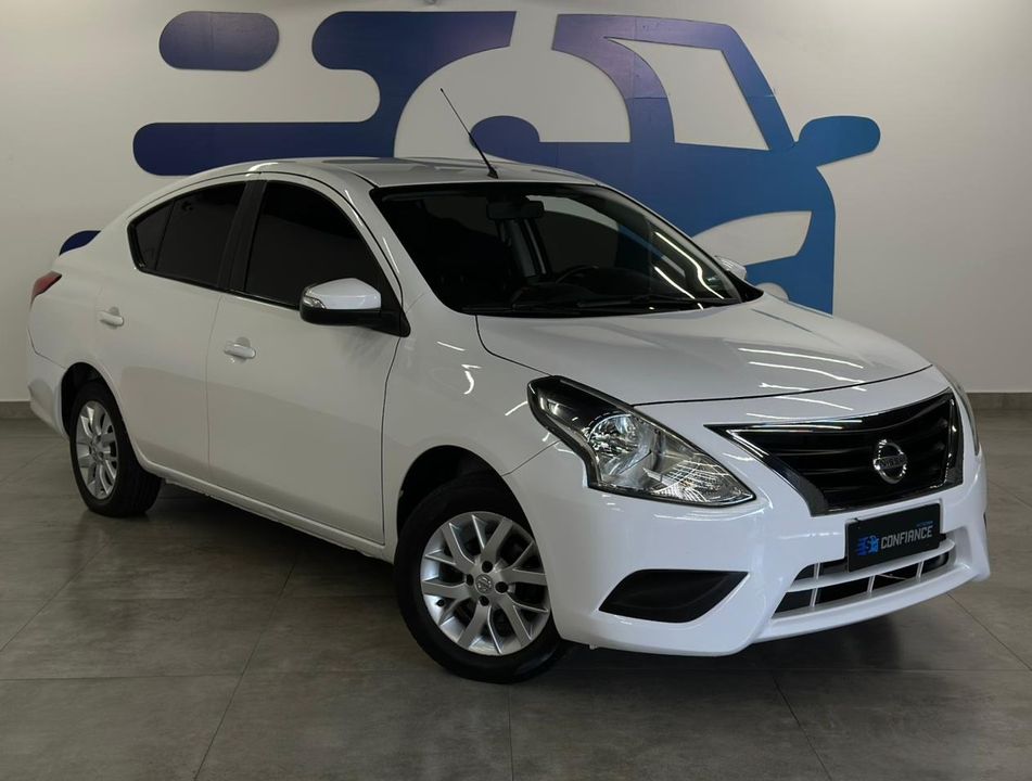 Nissan VERSA SV 1.6 16V FlexStart 4p Mec.