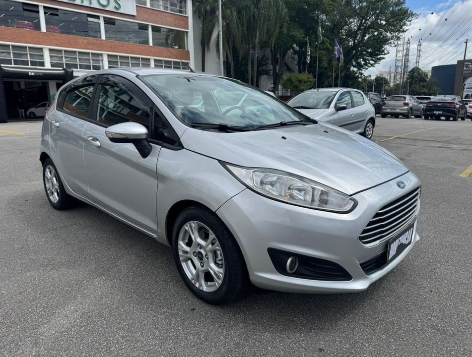 Ford Fiesta 1.6 16V Flex Aut. 5p