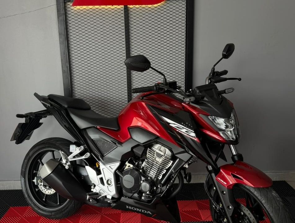 HONDA CB 300F Twister Flex