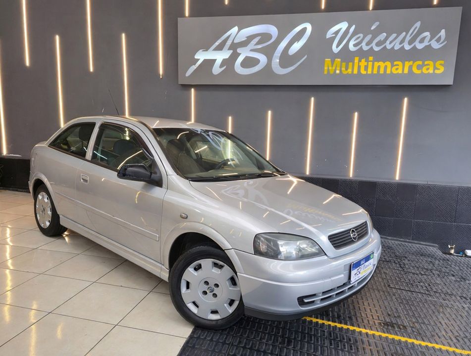 Chevrolet Astra 2.0/ CD/ Sunny/ GLS 2.0 8V 3p