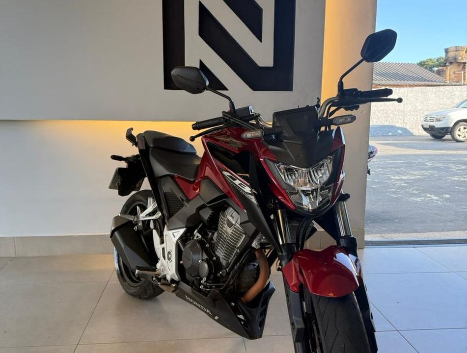 HONDA CB 300F Twister Flex