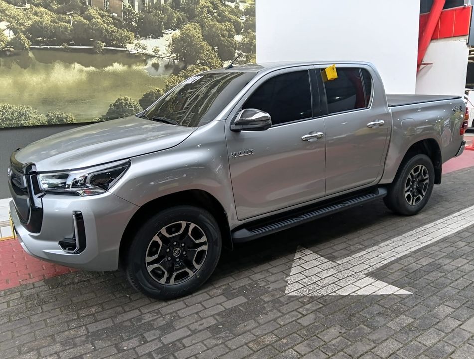 Toyota Hilux CD SR 4x4 2.8 TDI Diesel Aut.