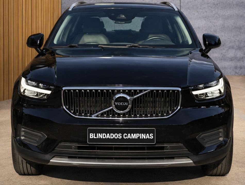 Volvo VOLVO XC40 T5 MOMENTUM