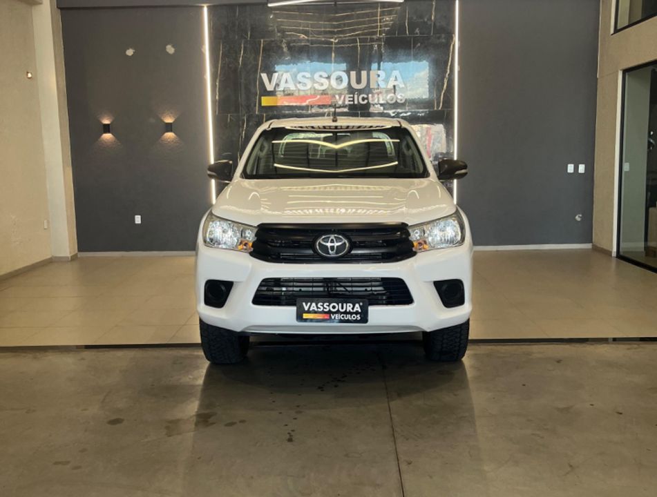 Toyota Hilux CD 4x4 2.8 Diesel Mec.