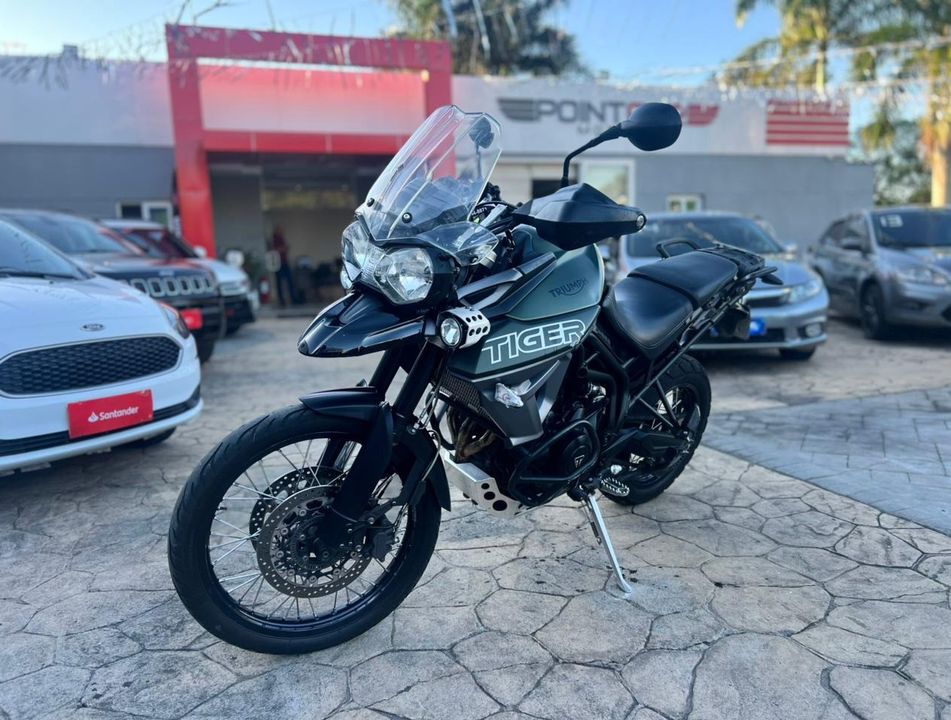 TRIUMPH TIGER 800 XCA