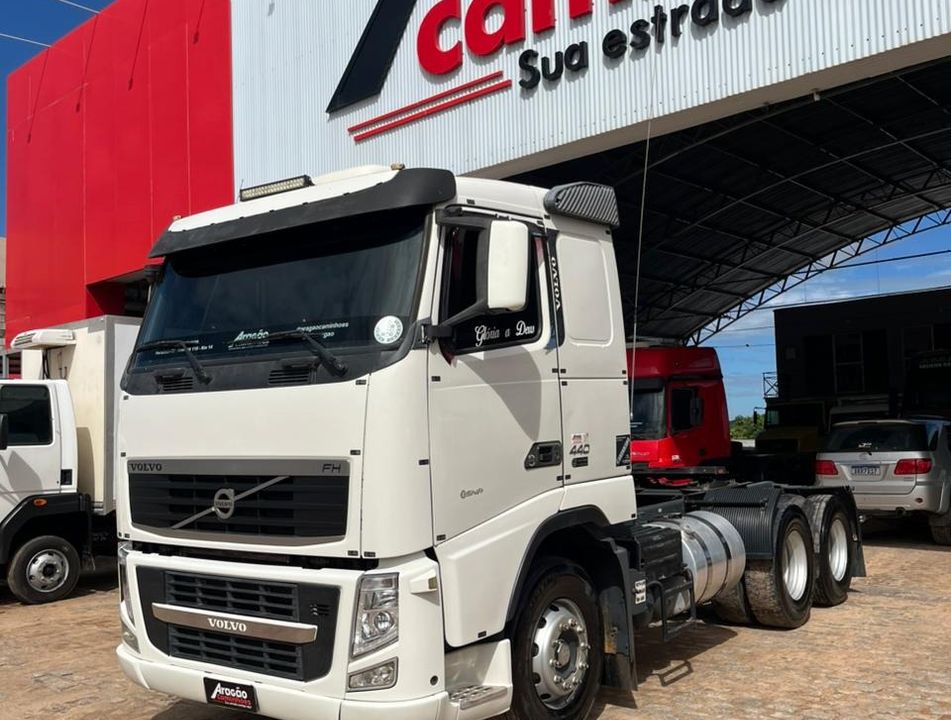 VOLVO FH 440 6x2 2p (diesel)
