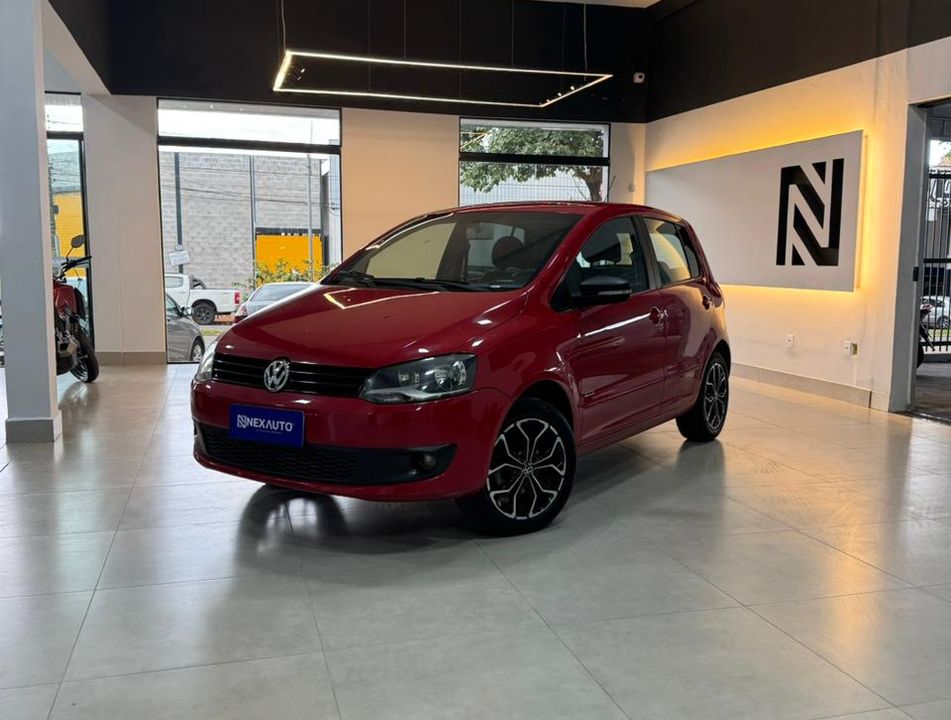 VolksWagen Fox 1.6 Mi Total Flex 8V 5p
