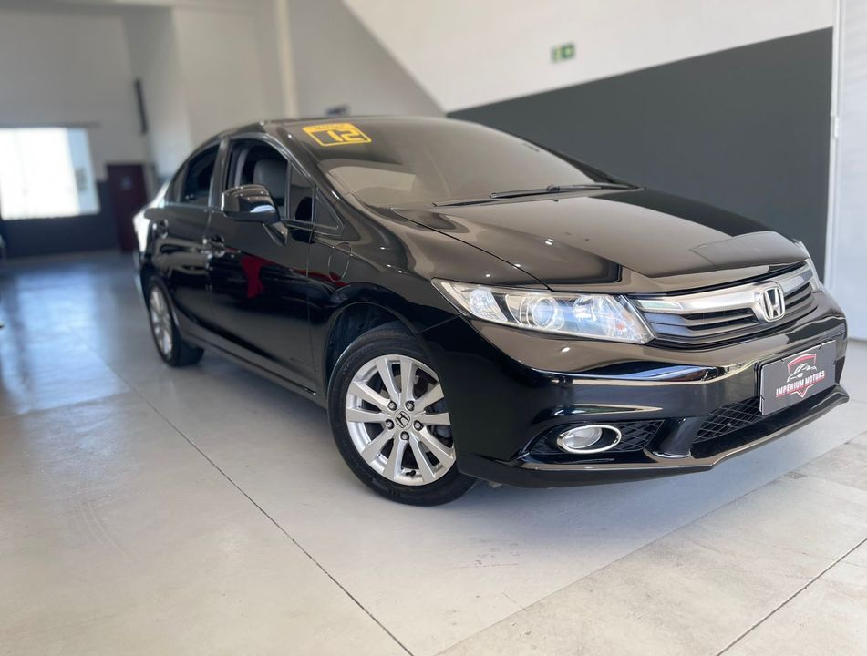 Honda Civic Sedan LXS 1.8/1.8 Flex 16V Aut. 4p