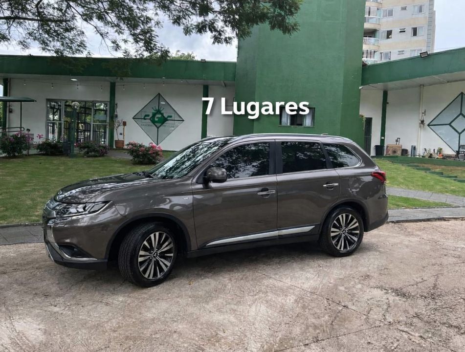 Mitsubishi OUTLANDER HPE-S 3.0 V6 4x4 5p Aut.