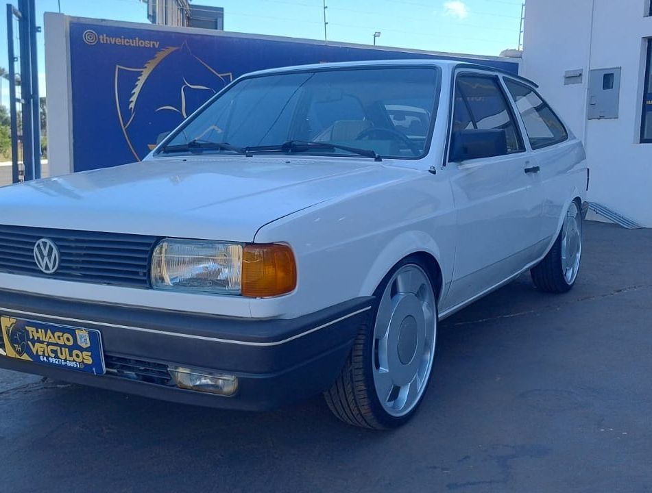 VolksWagen Gol 1000 (modelo antigo)