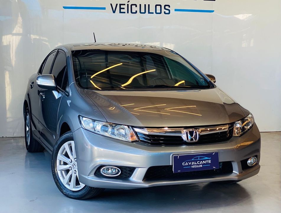 Honda Civic Sedan LXR 2.0 Flexone 16V Aut. 4p