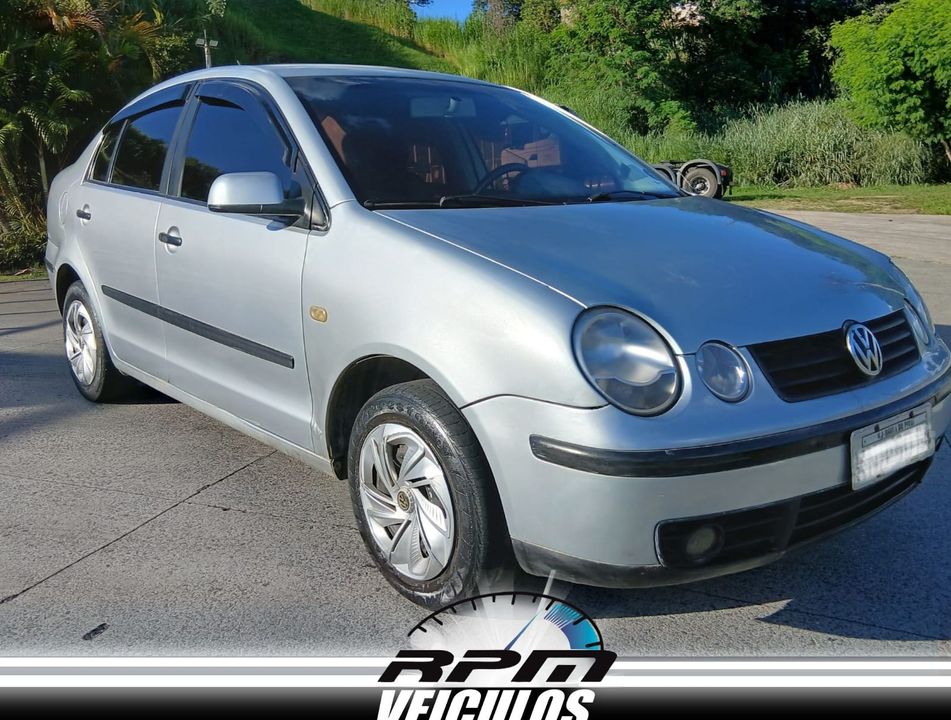 VolksWagen Polo Sedan 1.6 Mi 101cv 8V 4p