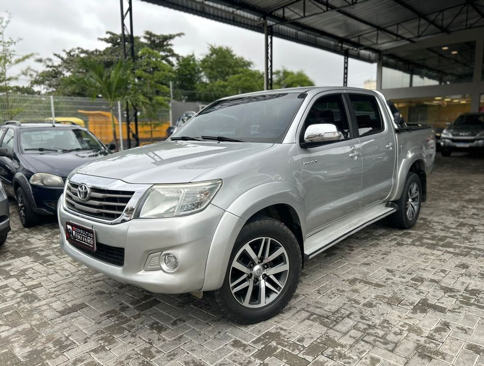 Toyota Hilux CD SRV 4x4 2.7 Flex 16V Aut.