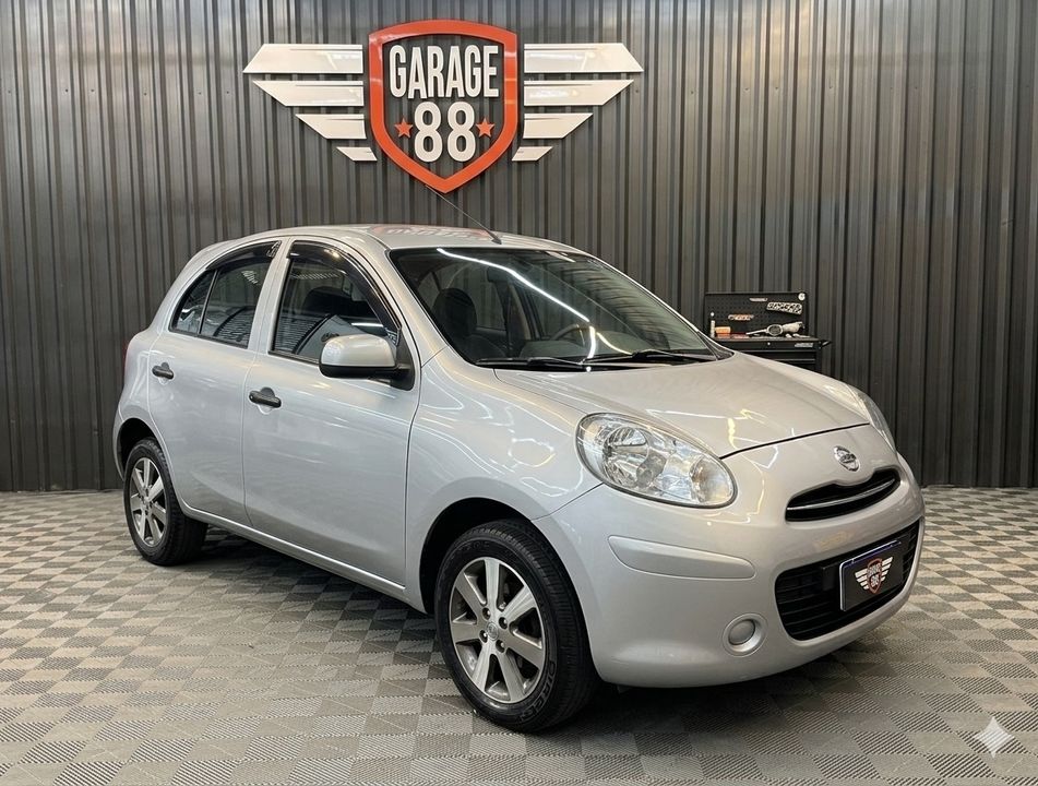 Nissan MARCH S 1.0 16V Flex Fuel 5p