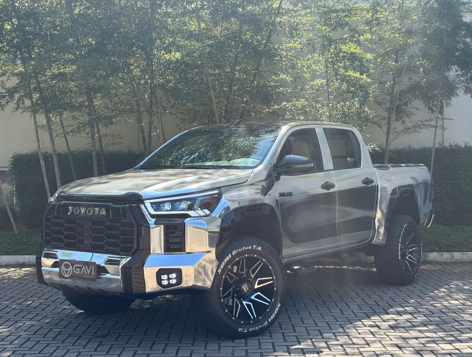 Toyota Hilux CD 4x4 2.8 Diesel Mec.