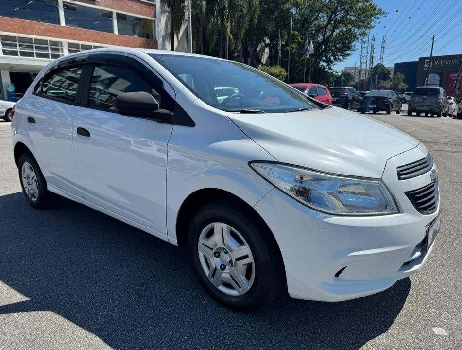 Chevrolet ONIX HATCH LT 1.0 8V FlexPower 5p Mec.