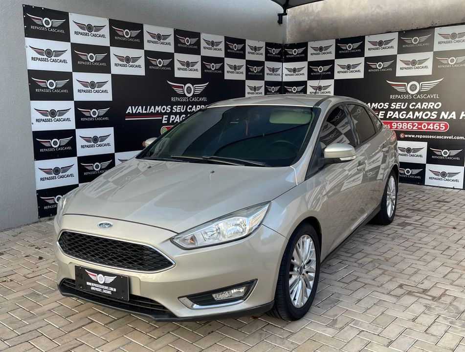 Ford Focus 2.0 16V/SE/SE Plus Flex 5p Aut.