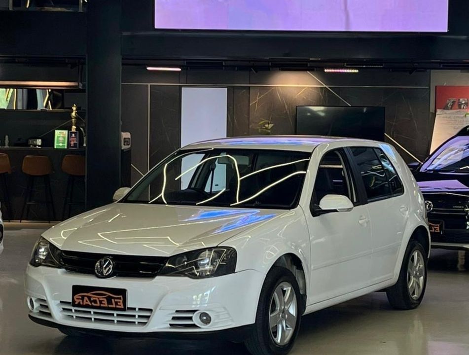 VolksWagen Golf 1.6 Mi Total Flex 8V 4p