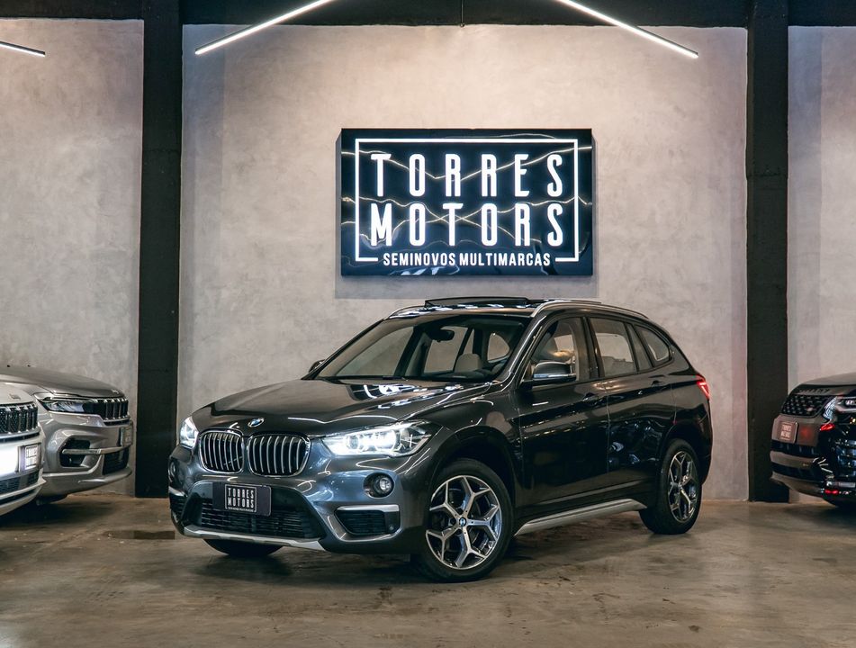 BMW X1 SDRIVE 20i X-Line 2.0 TB Active Flex