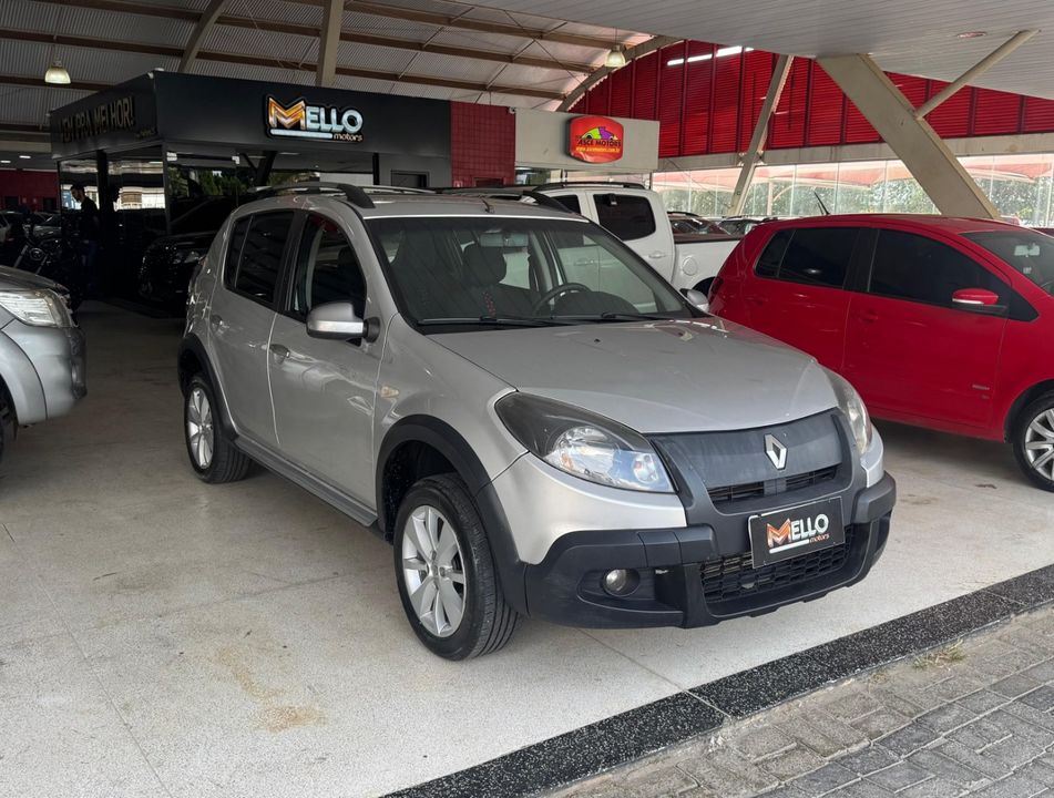 Renault SANDERO STEPWAY Hi-F. R. CURL 1.6 16V 5p