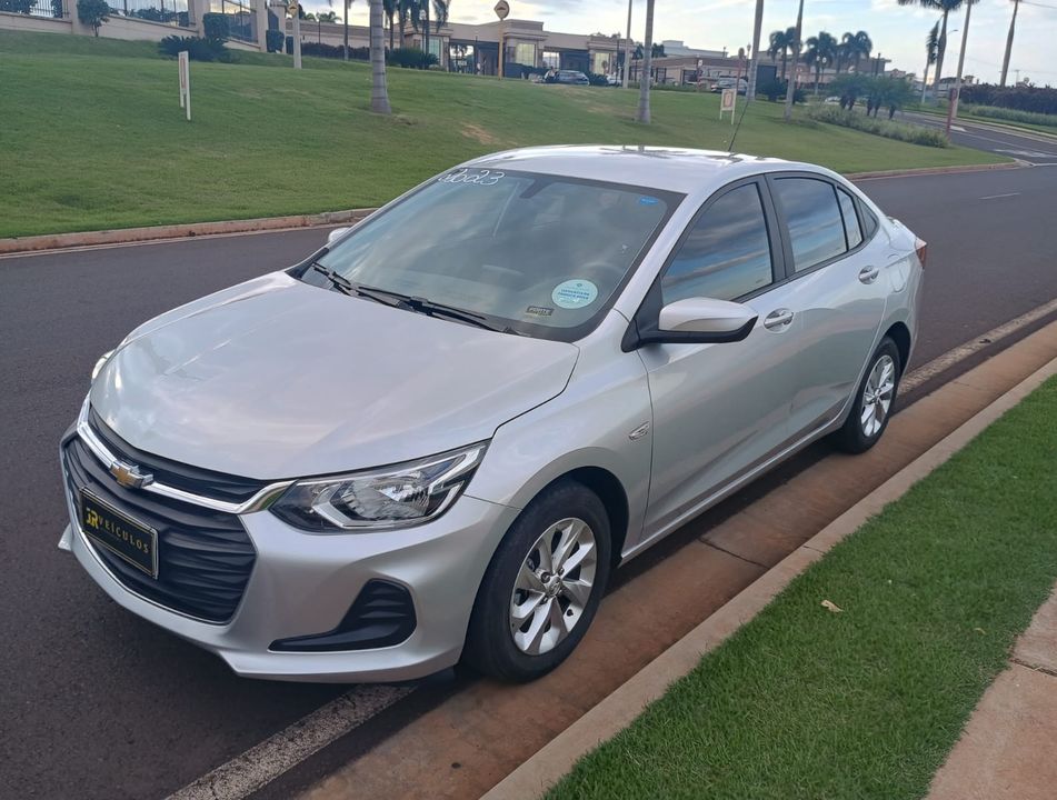 Chevrolet ONIX SEDAN Plus LT 1.0 12V Flex 4p Mec.