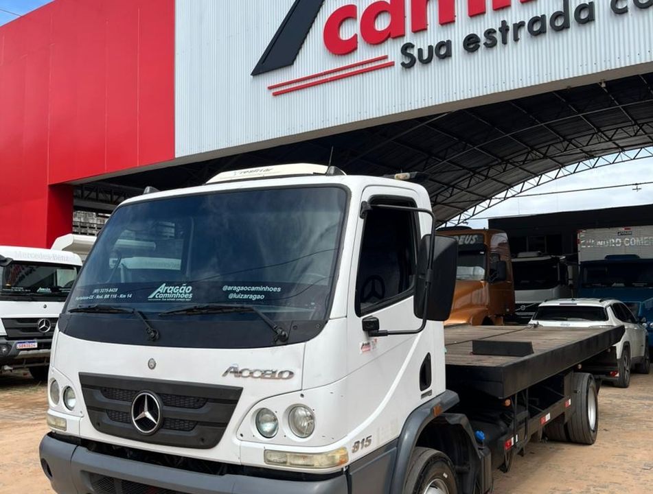 MERCEDES-BENZ Accelo 815 2p (diesel) (E5)