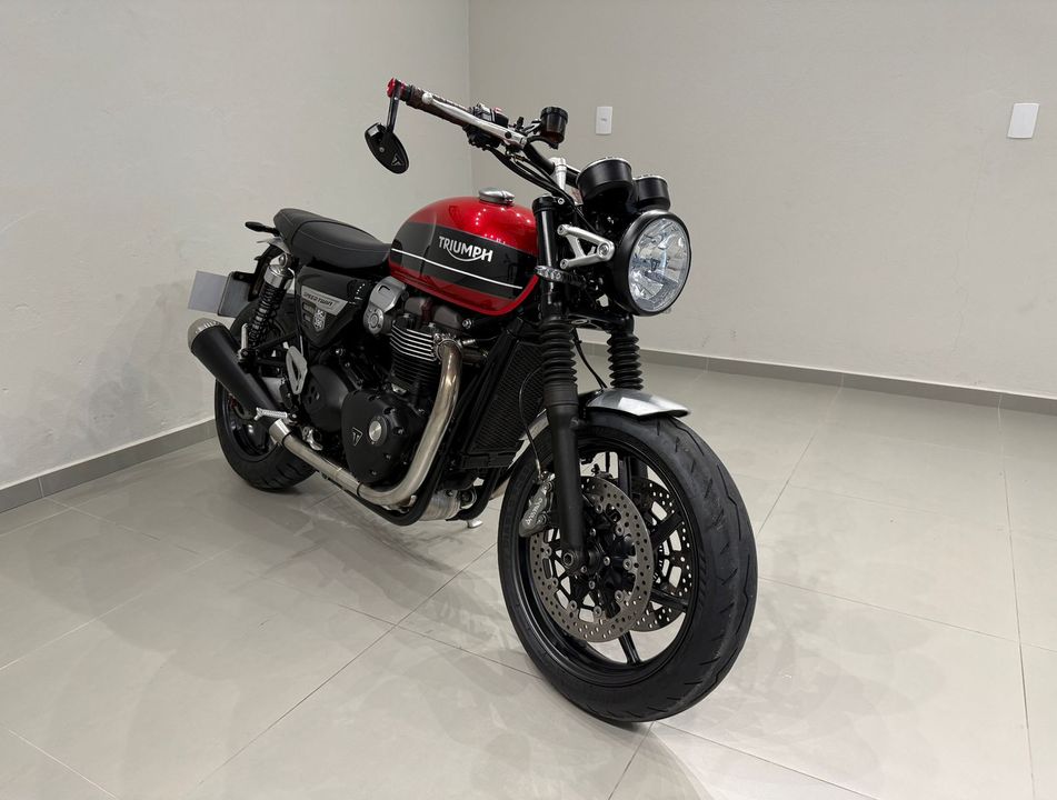 TRIUMPH Speed Twin 1200cc