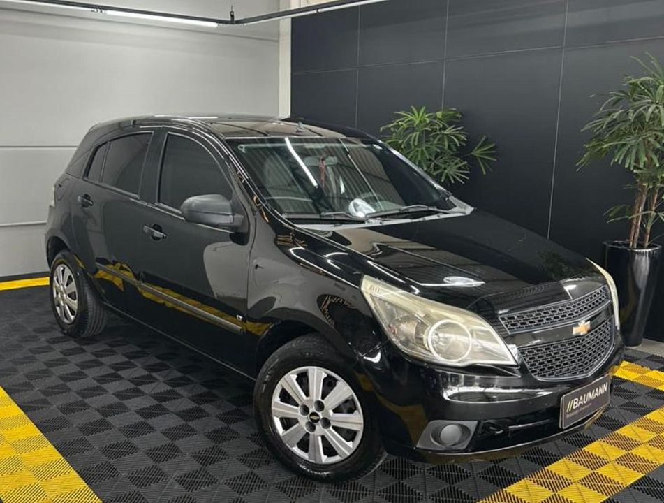 CHEVROLET 1.4 MPFI LT 8V FLEX 4P MANUAL
