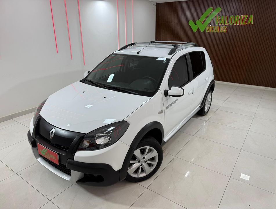 Renault SANDERO STEPWAY Hi-Flex 1.6 16V 5p Aut.