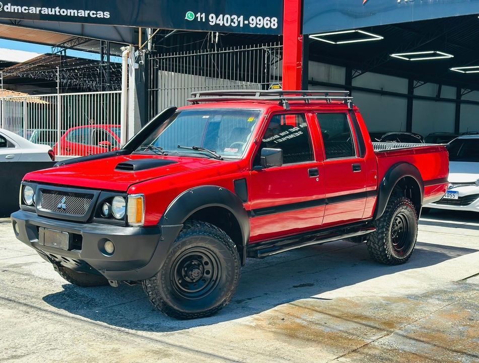 Mitsubishi L200 GLS 2.5 4X4 CD Diesel