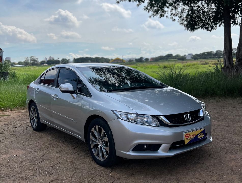 Honda Civic Sedan LXR 2.0 Flexone 16V Aut. 4p