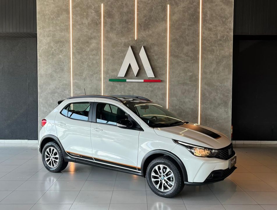 Fiat ARGO TREKKING 1.3 8V Flex