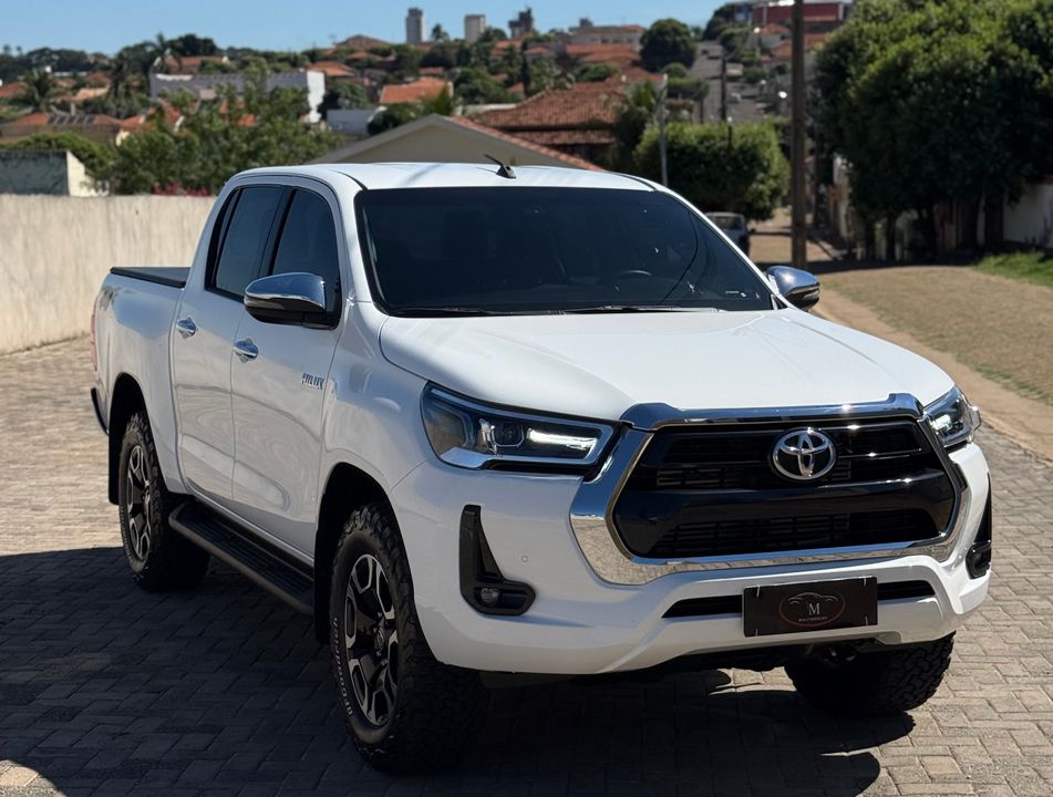Toyota Hilux CD SRV 4x4 2.8 TDI Diesel Aut.