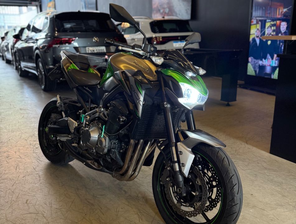 KAWASAKI Z 900