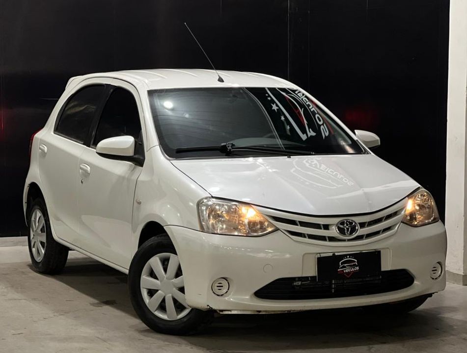 Toyota ETIOS XS 1.5 Flex 16V 5p Mec.