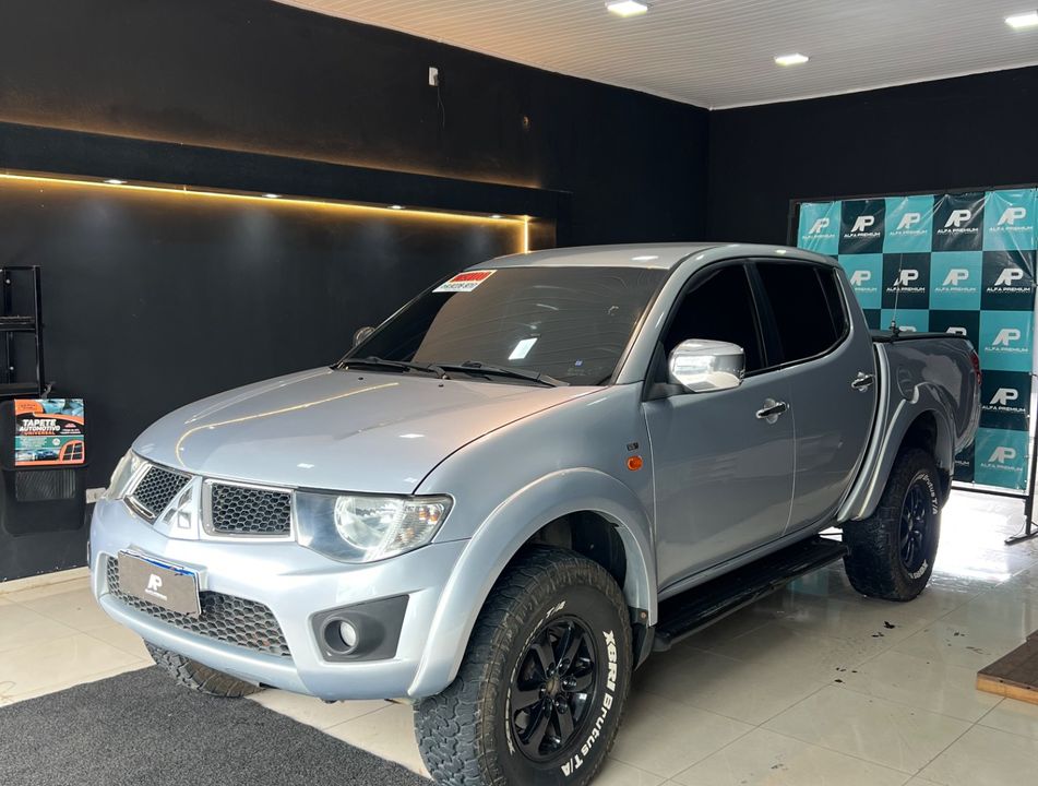 Mitsubishi L200 Triton HPE 3.2 CD TB Int.Diesel Aut