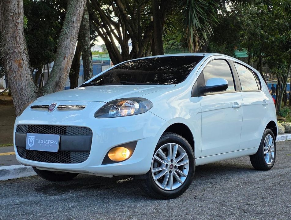 Fiat Palio ESSENCE 1.6 Flex 16V 5p
