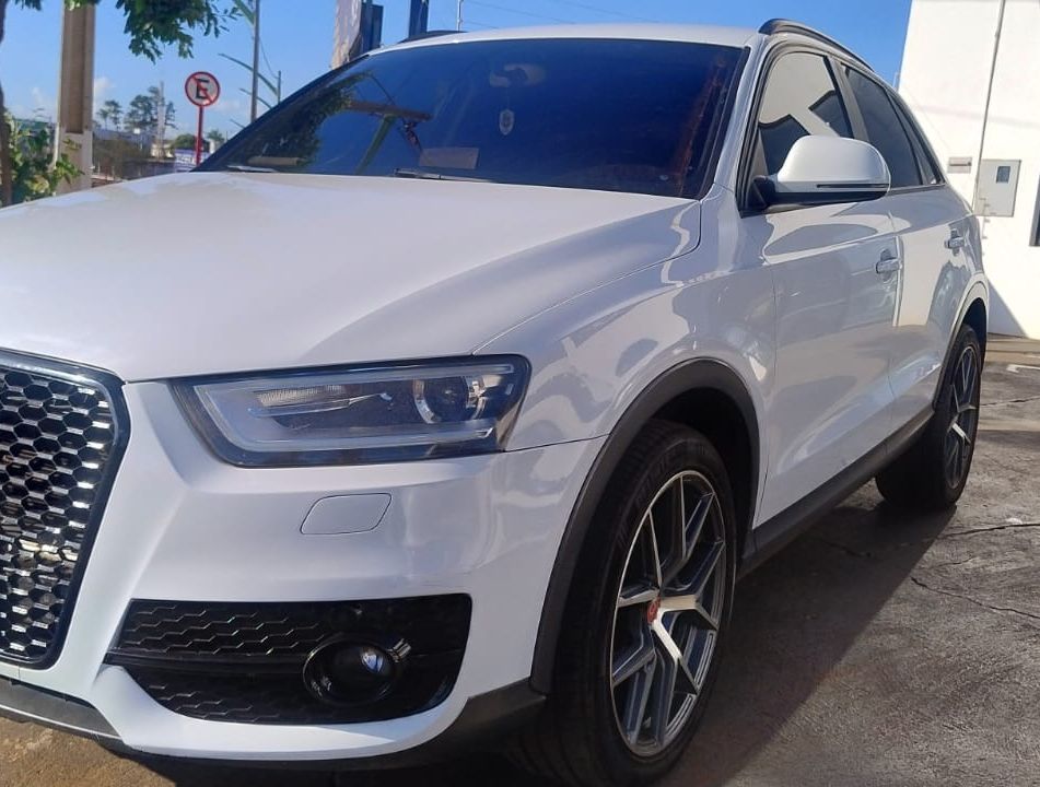 Audi Q3 2.0 TFSI Quat. 211/220cv S-tronic 5p