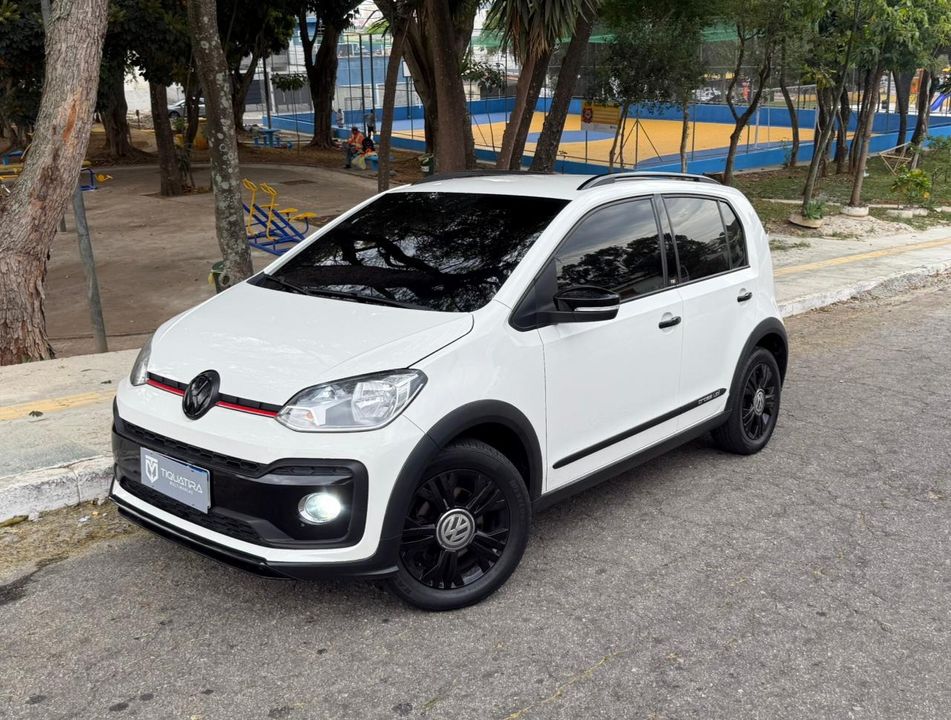 VolksWagen up! cross 1.0 TSI Total Flex 12V 5p