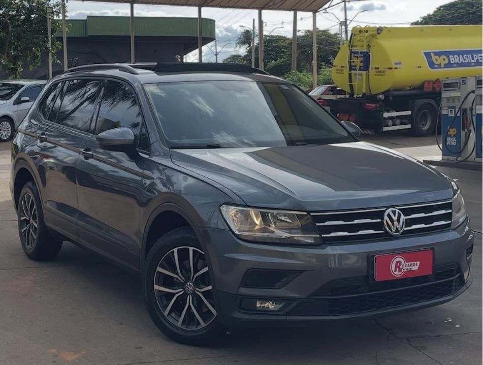 VolksWagen TIGUAN Allspac Comf 250 TSI 1.4 Flex