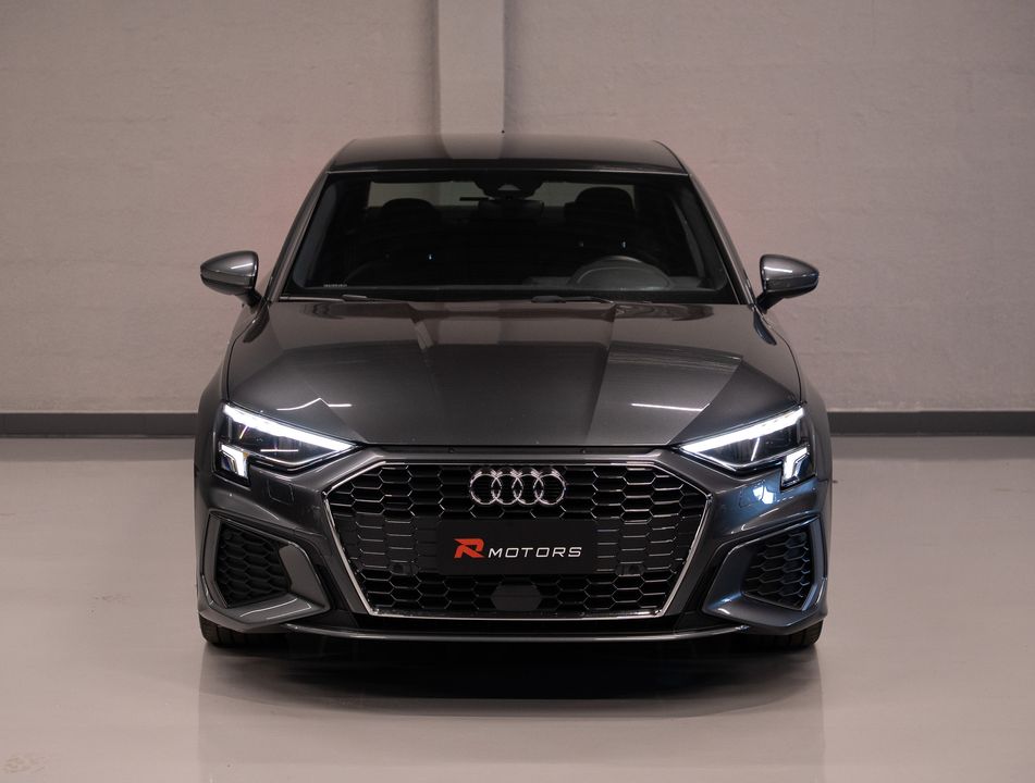 Audi A3 Sedan S-Line 2.0 TFSI  S-Tron.(Híb.)