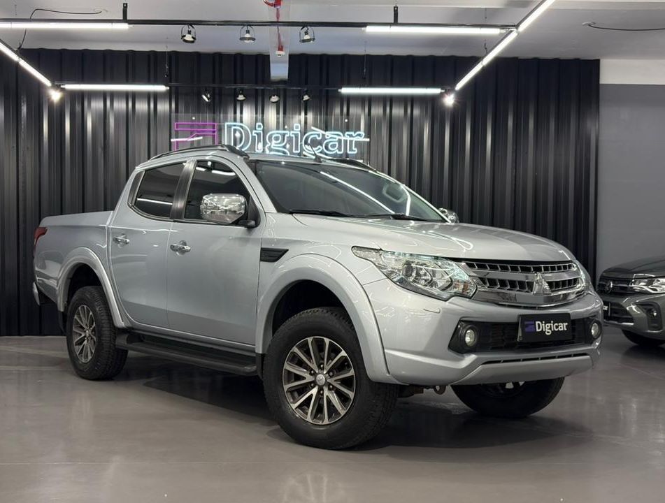 Mitsubishi L200 Triton Sport HPE-S 2.4 CD Dies. Aut