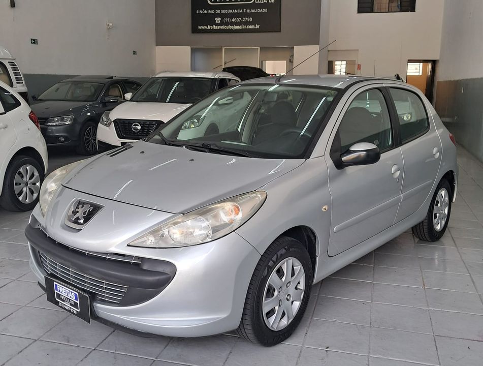 Peugeot 207 XR 1.4 Flex 8V 5p