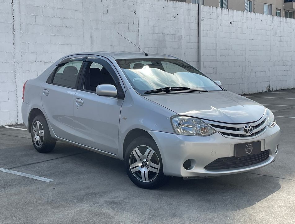 Toyota ETIOS XS Sedan1.5 Flex 16V 4p Mec.