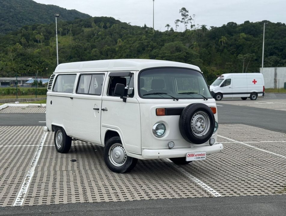 VolksWagen Kombi Lotação 1.6 MPi