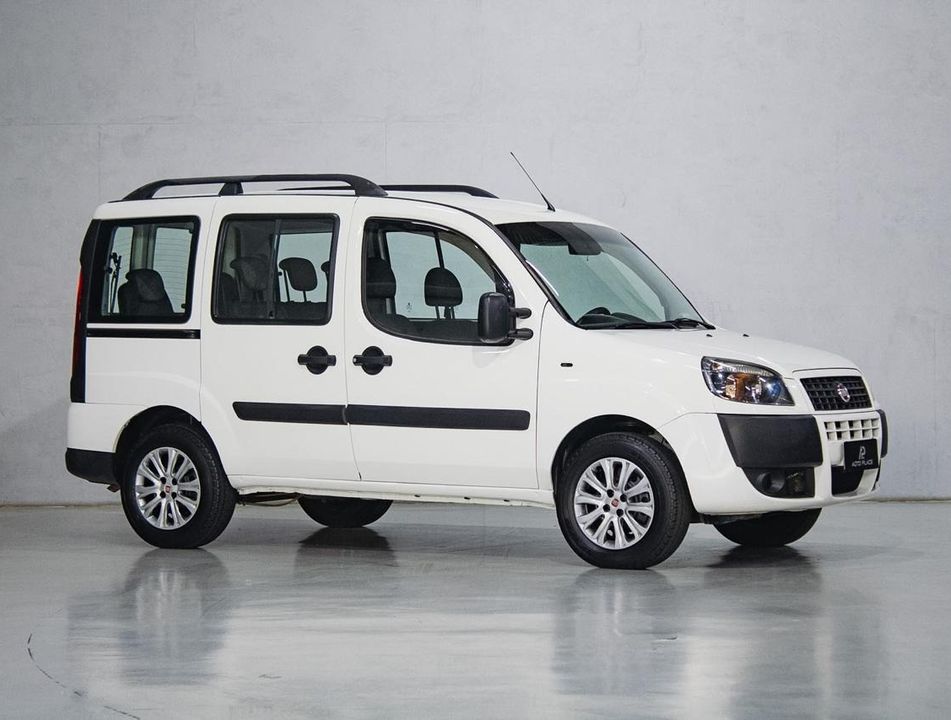 Fiat Doblo ESSENCE 1.8 Flex 16V 5p