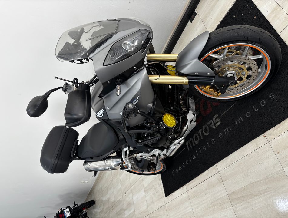 TRIUMPH TIGER 1050