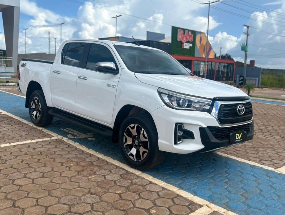 Toyota Hilux CD SRX 4x4 2.8 TDI 16V Diesel Aut.